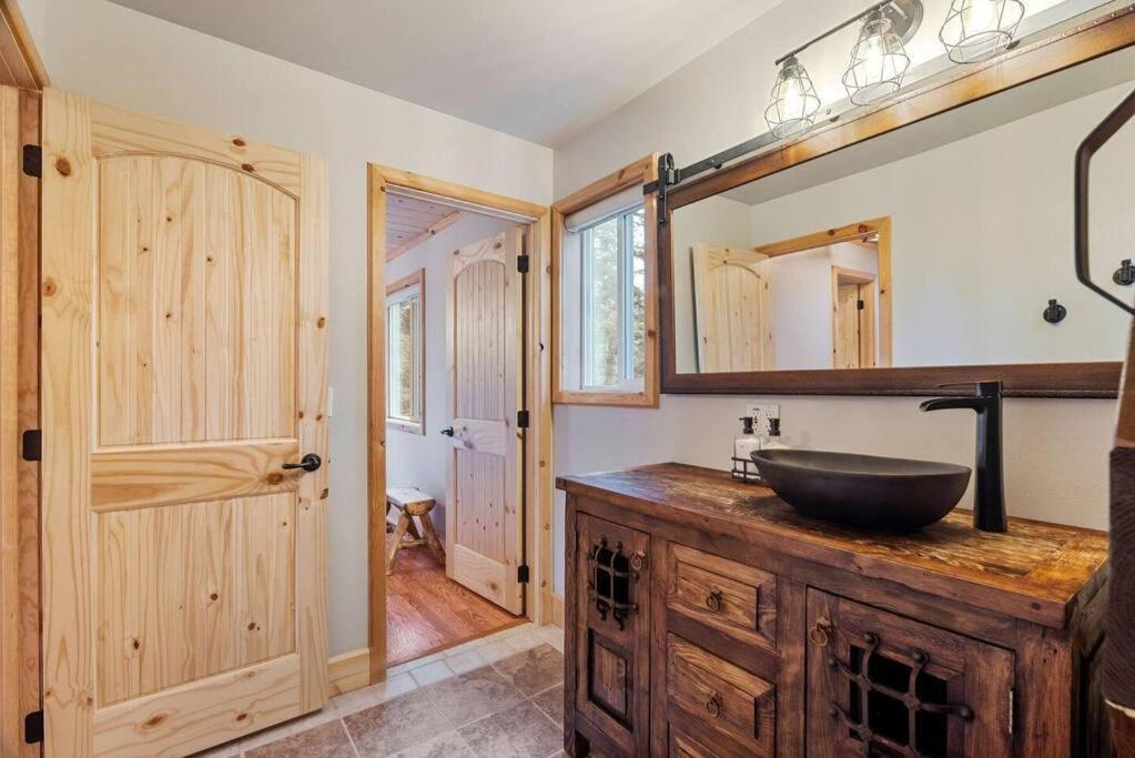 Canyon Country Chalet Duck Creek Village Extérieur photo